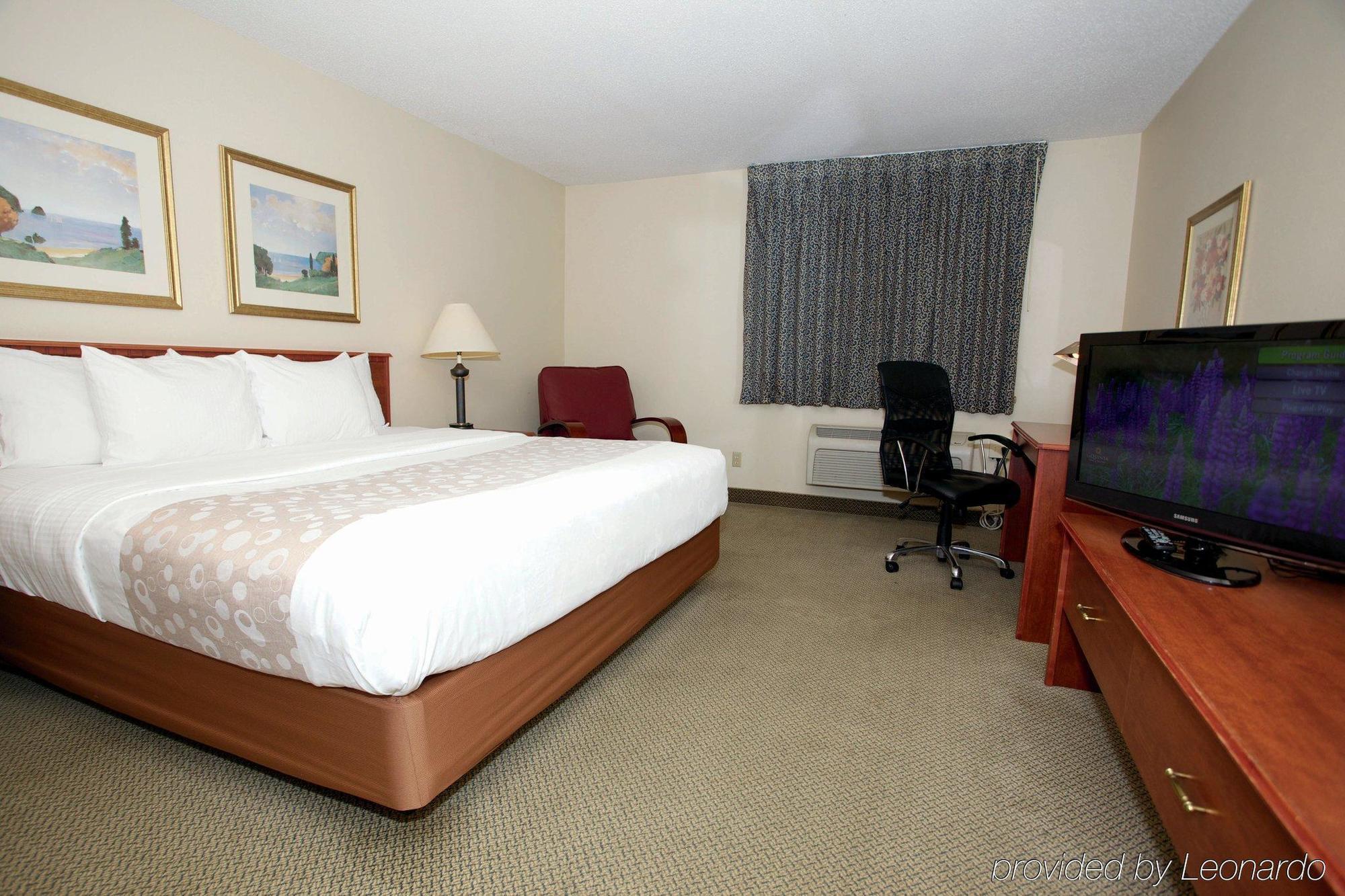 Value Inn Motel - Milwaukee Airport South Oak Creek Exterior photo